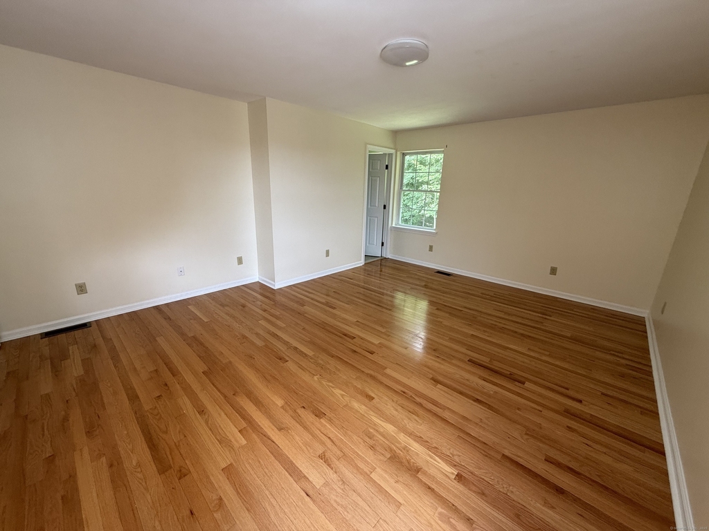 183 Osborn Road - Photo 10