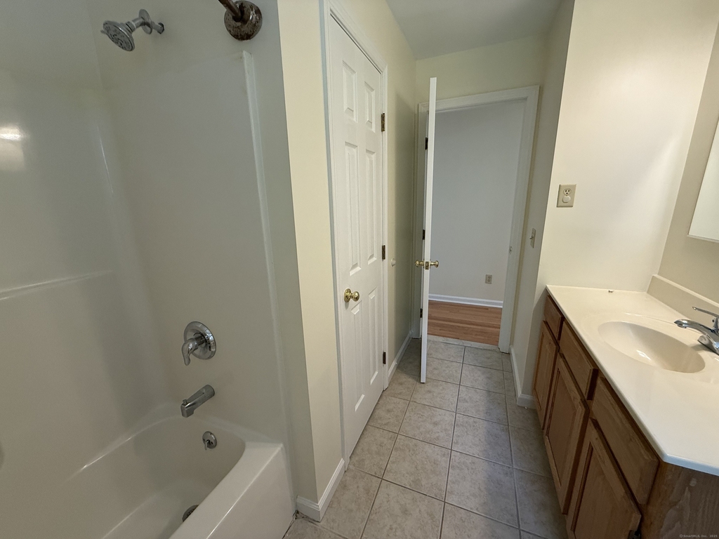 183 Osborn Road - Photo 8