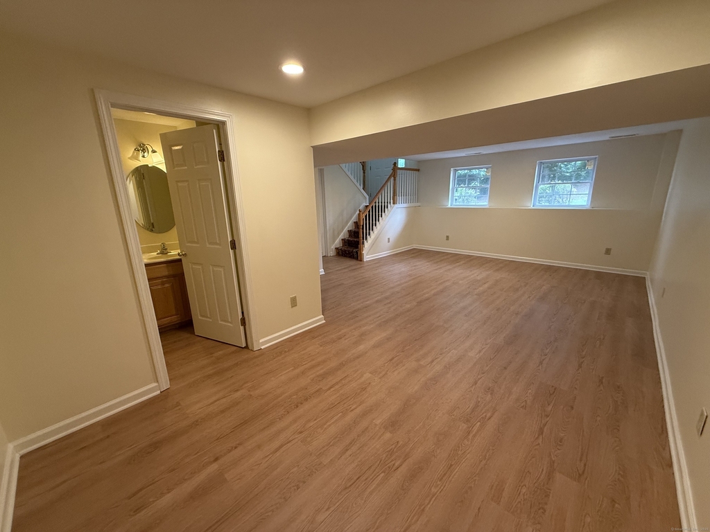 183 Osborn Road - Photo 16