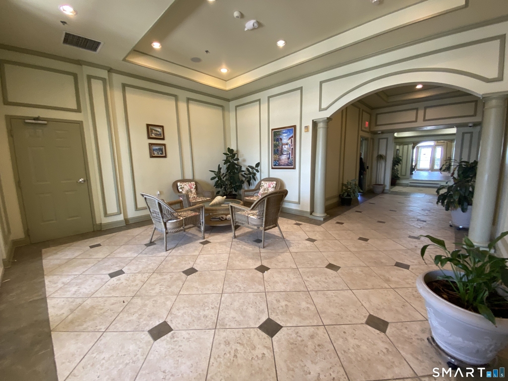 343 Beach Street - Photo 4
