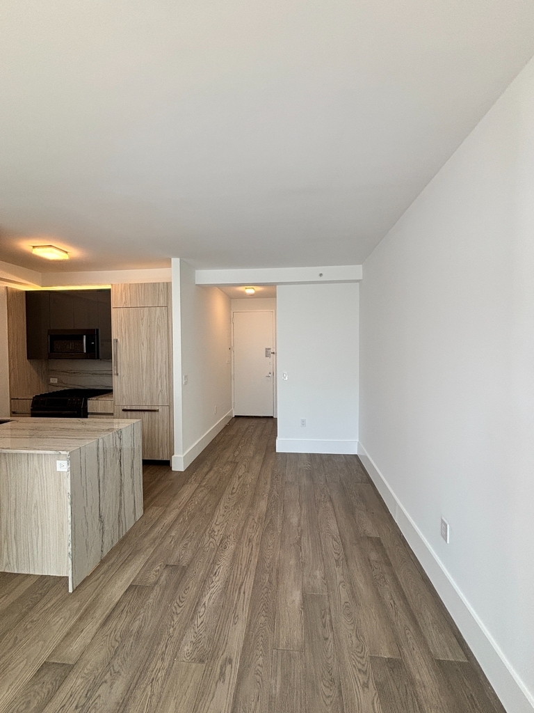 West 47th Street | Theater District - Photo 3