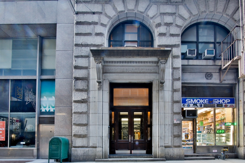 135 William Street - Photo 8