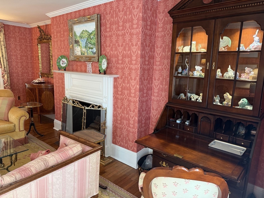 506 Roslyn Place - Photo 12