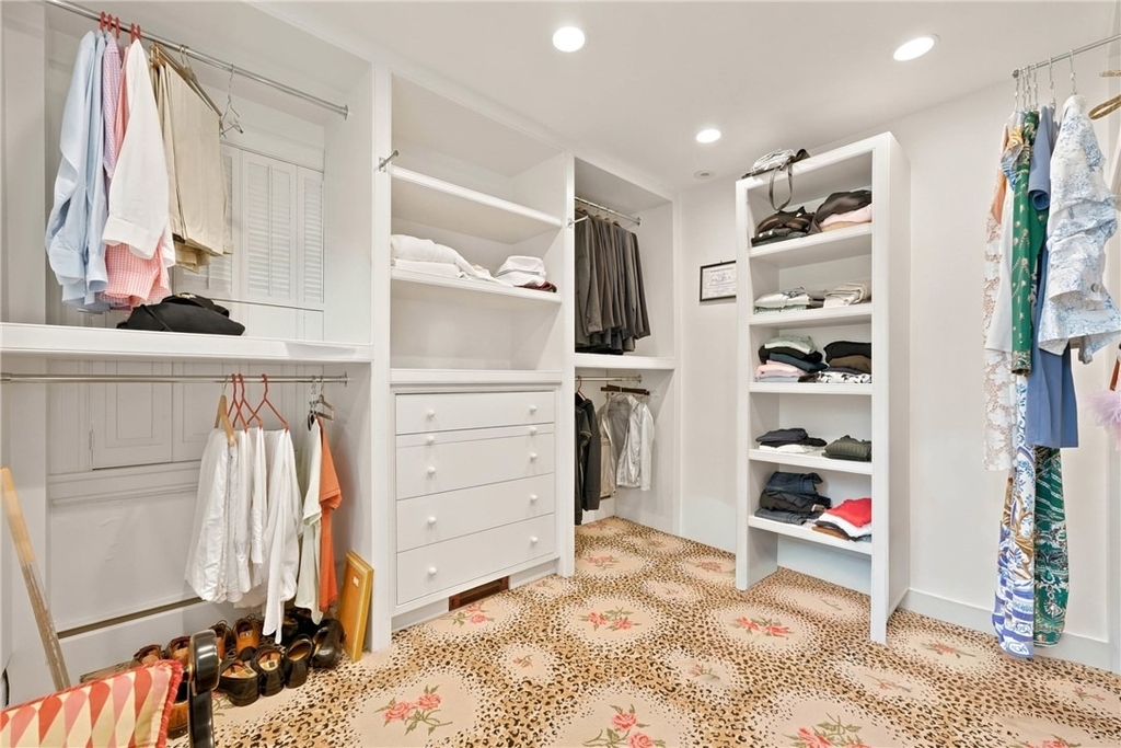 506 Roslyn Place - Photo 21