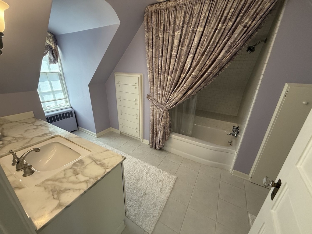 506 Roslyn Place - Photo 35