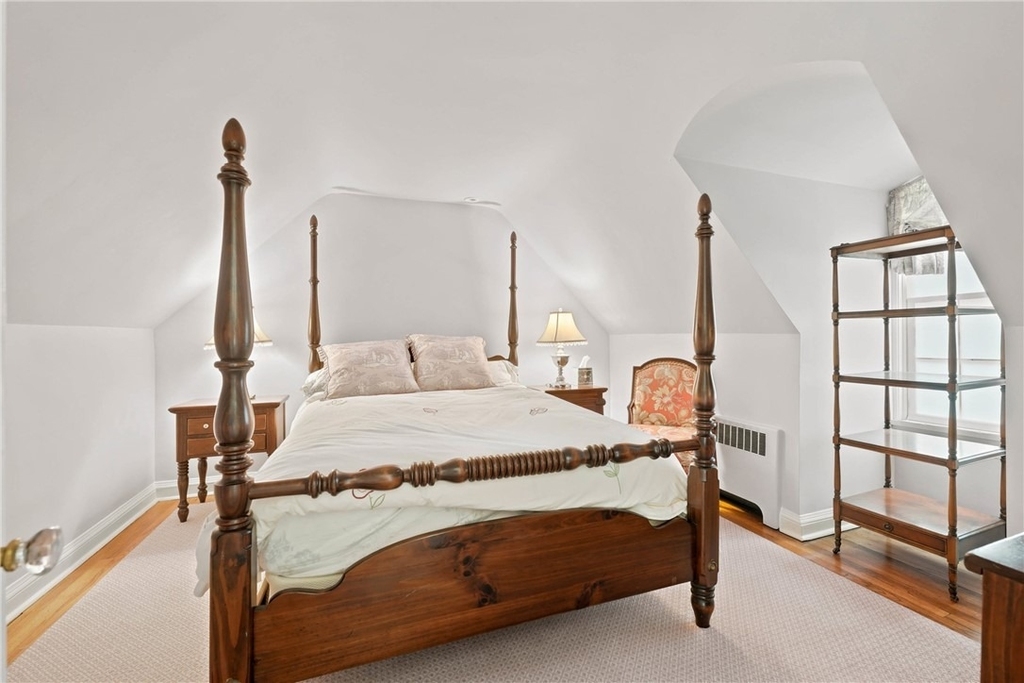 506 Roslyn Place - Photo 24