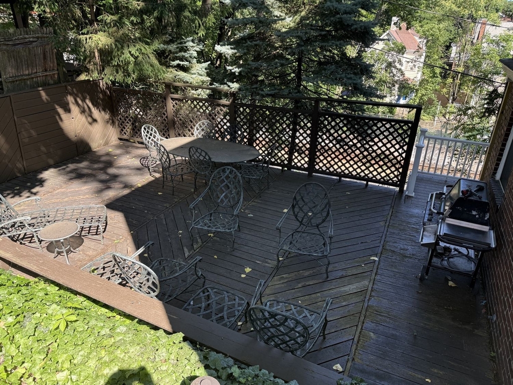 506 Roslyn Place - Photo 39