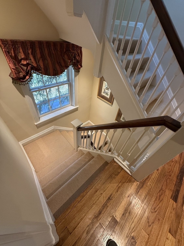 506 Roslyn Place - Photo 25