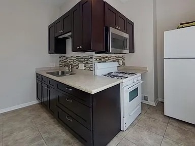 453 Cedarville Ave - Photo 2