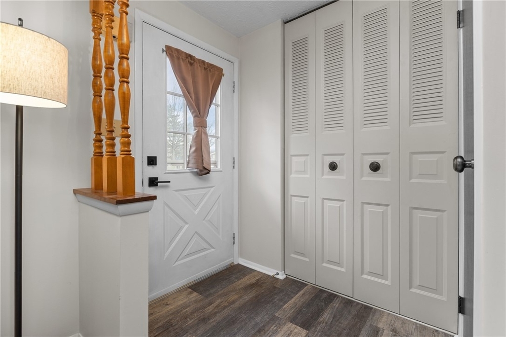 264 Scott Ln - Photo 1