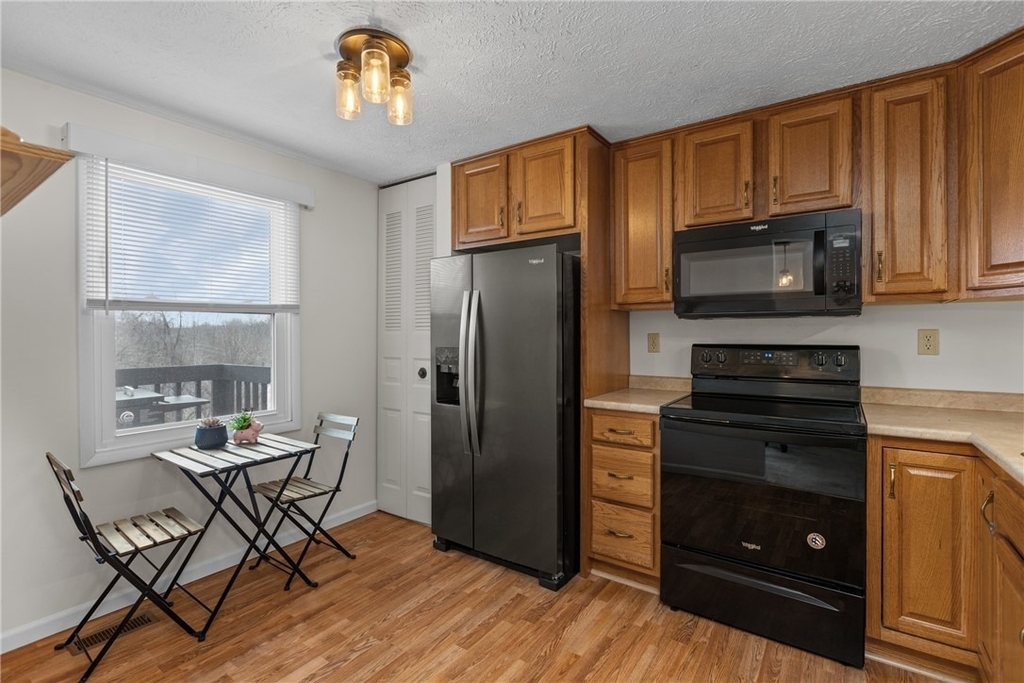 264 Scott Ln - Photo 5
