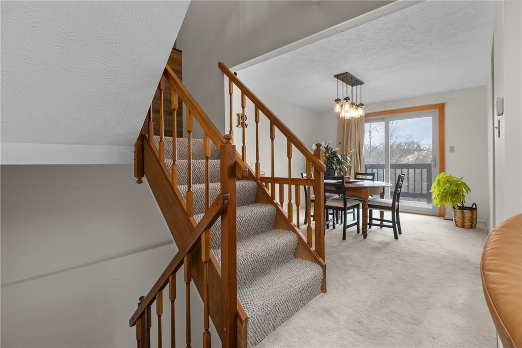 264 Scott Ln - Photo 2