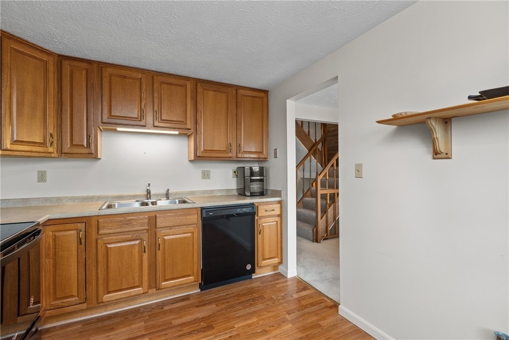 264 Scott Ln - Photo 6