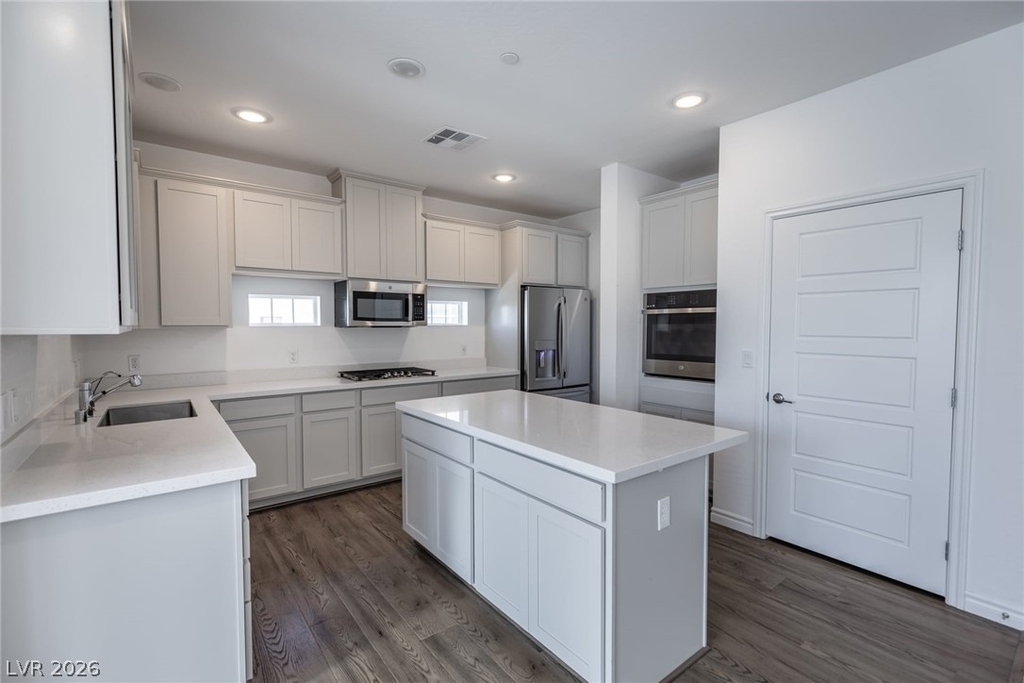 2555 Hampton Road - Photo 5