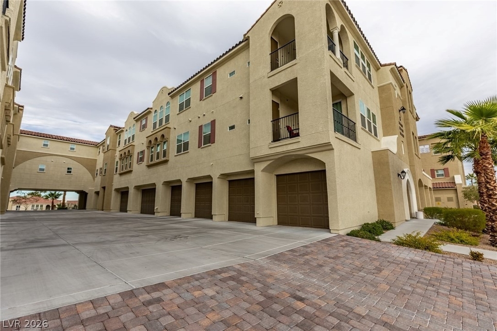 2555 Hampton Road - Photo 3