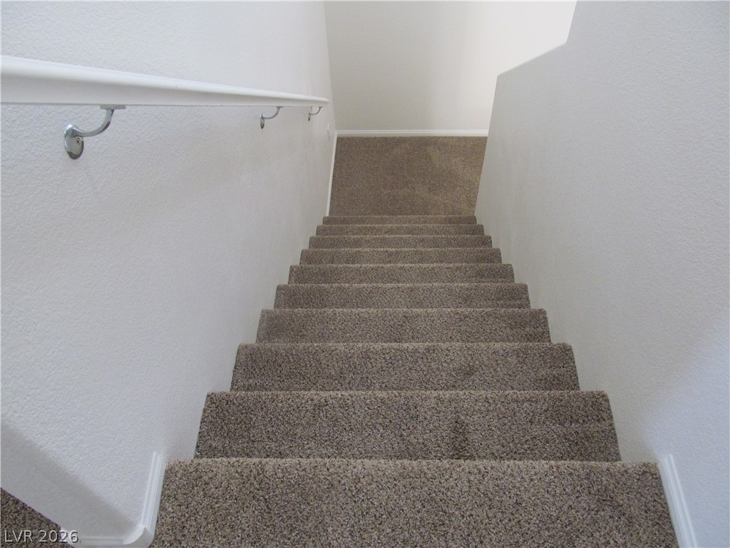 8513 Orly Avenue - Photo 11