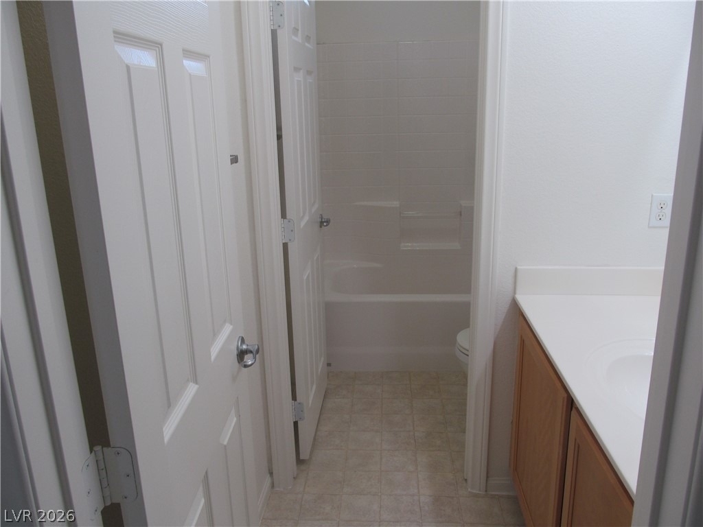 8513 Orly Avenue - Photo 16