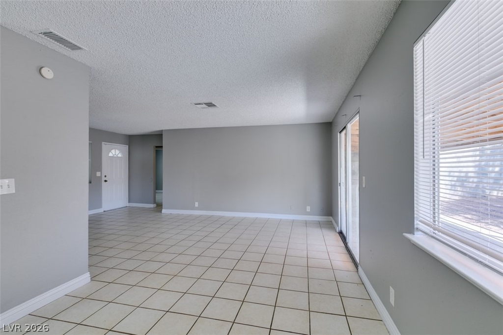 4732 Chantilly Avenue - Photo 18