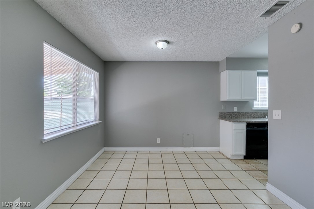 4732 Chantilly Avenue - Photo 15