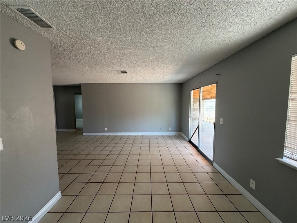 4732 Chantilly Avenue - Photo 12