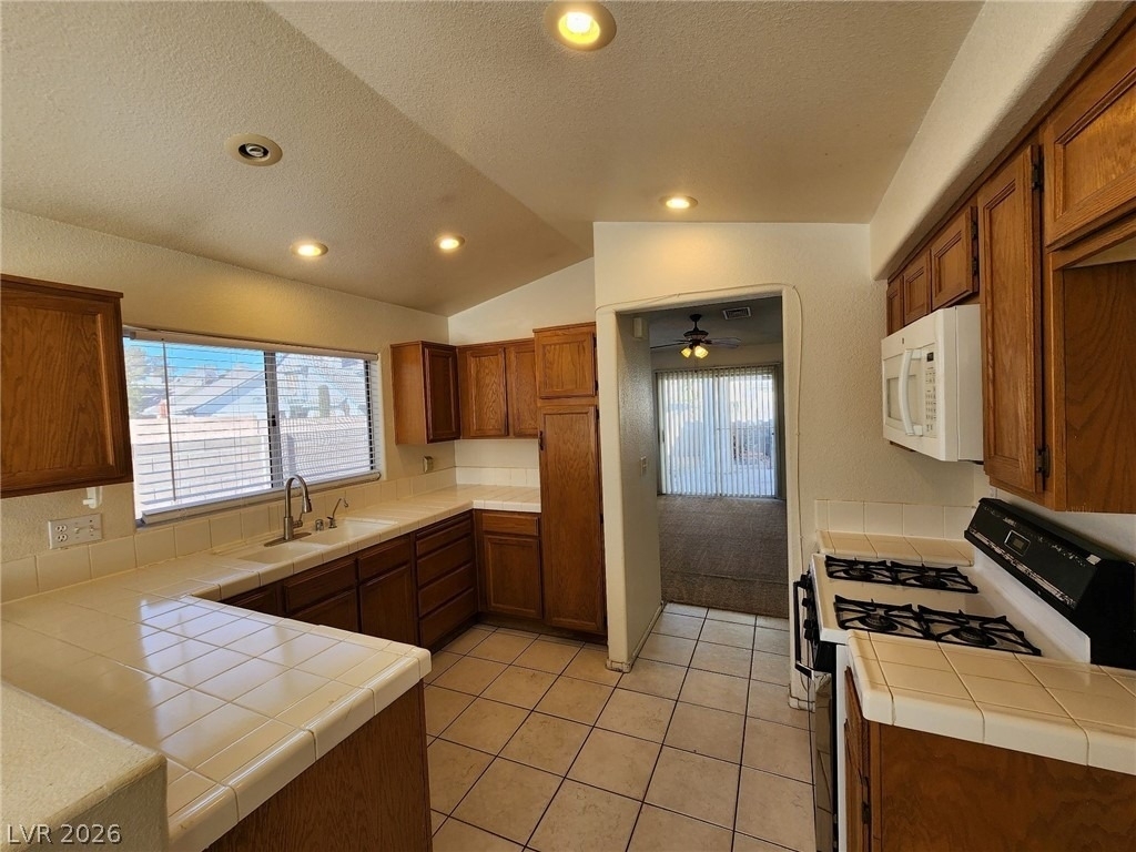 1720 Navarre Lane - Photo 12