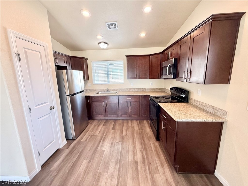 640 E Alabama Street - Photo 3