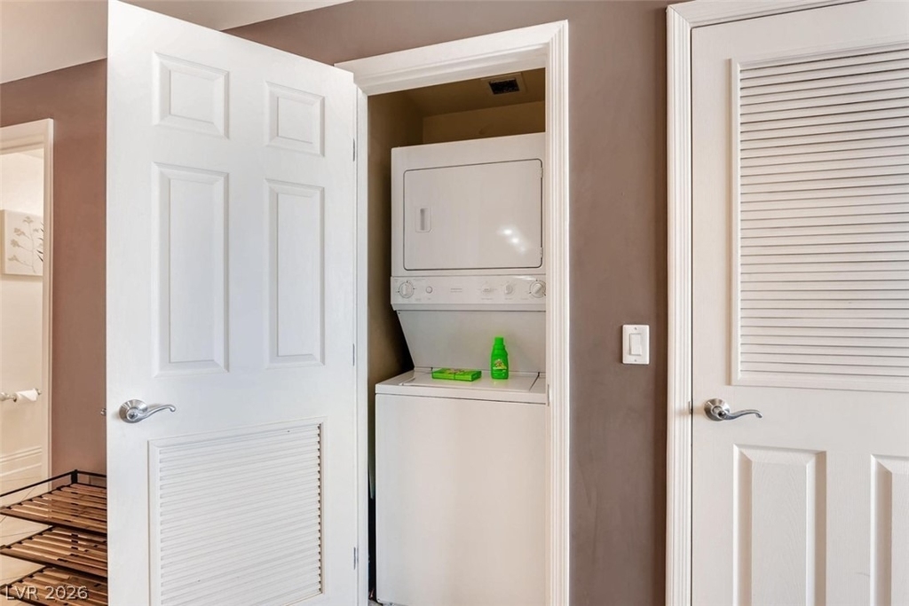 210 E Flamingo Road - Photo 20