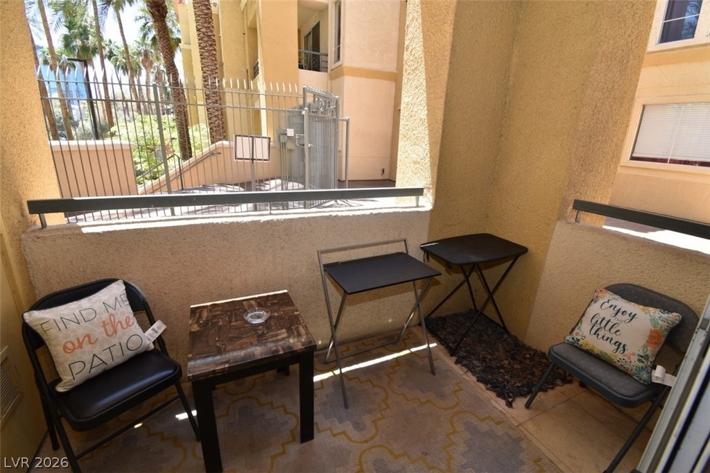 210 E Flamingo Road - Photo 22