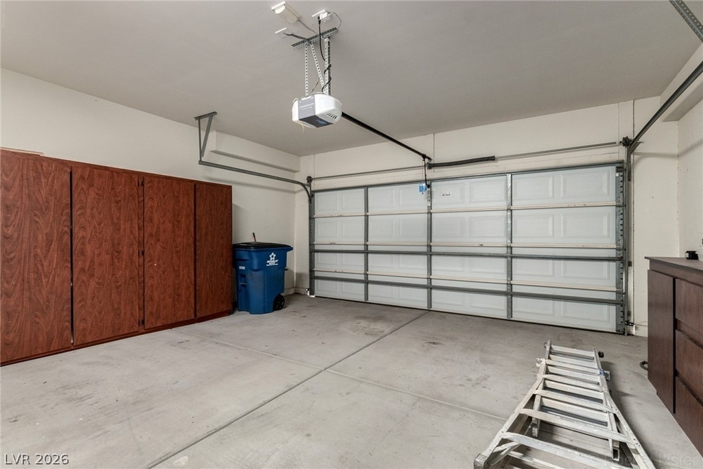 6092 Fox Creek Avenue - Photo 34