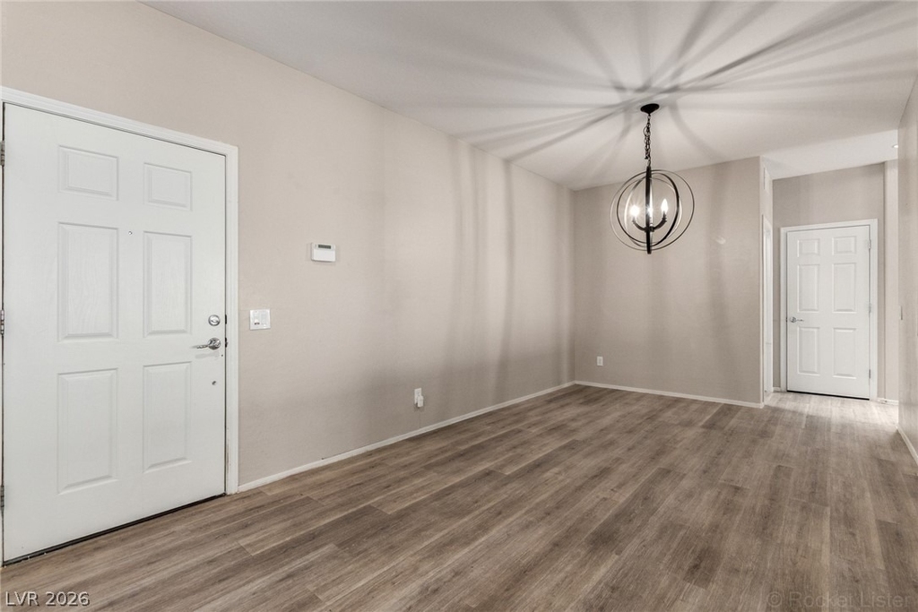 6092 Fox Creek Avenue - Photo 8