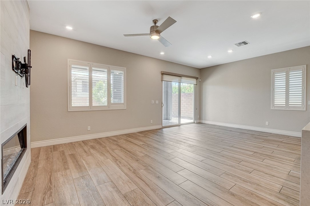 4124 Elegant Chateau Street - Photo 25
