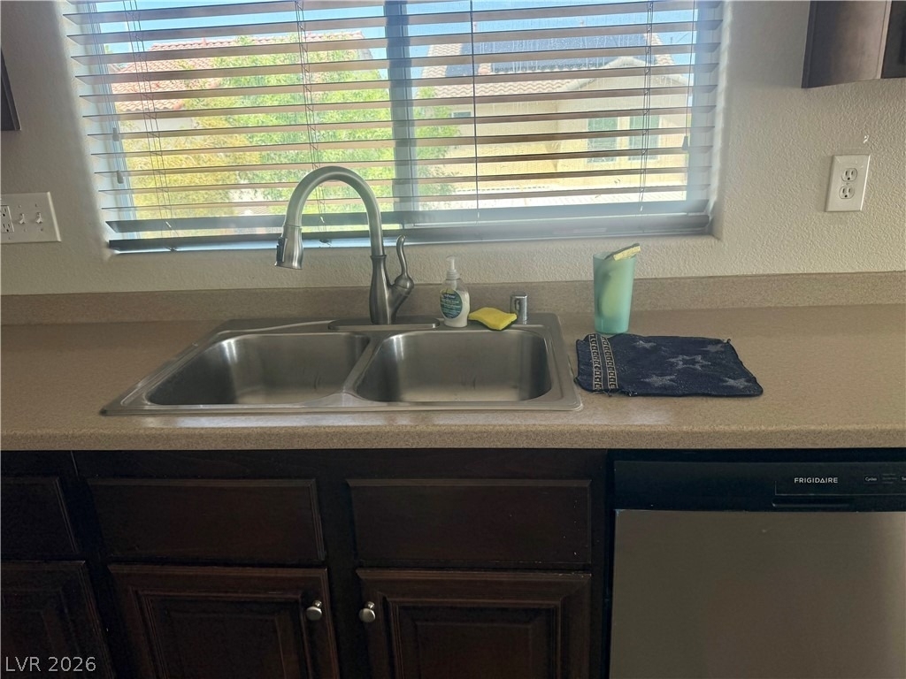 6774 Antique Oak Court - Photo 8