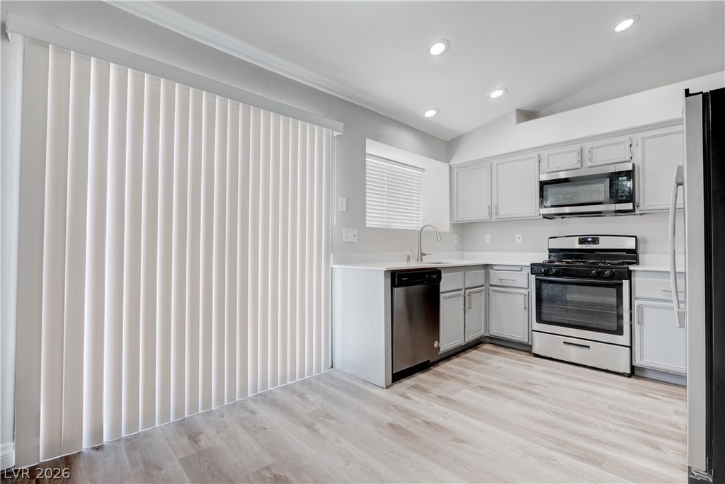 1613 Cathedral Peak Court - Photo 7