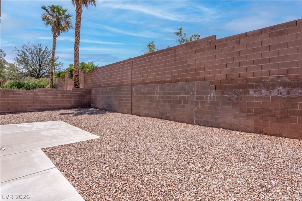 1613 Cathedral Peak Court - Photo 34