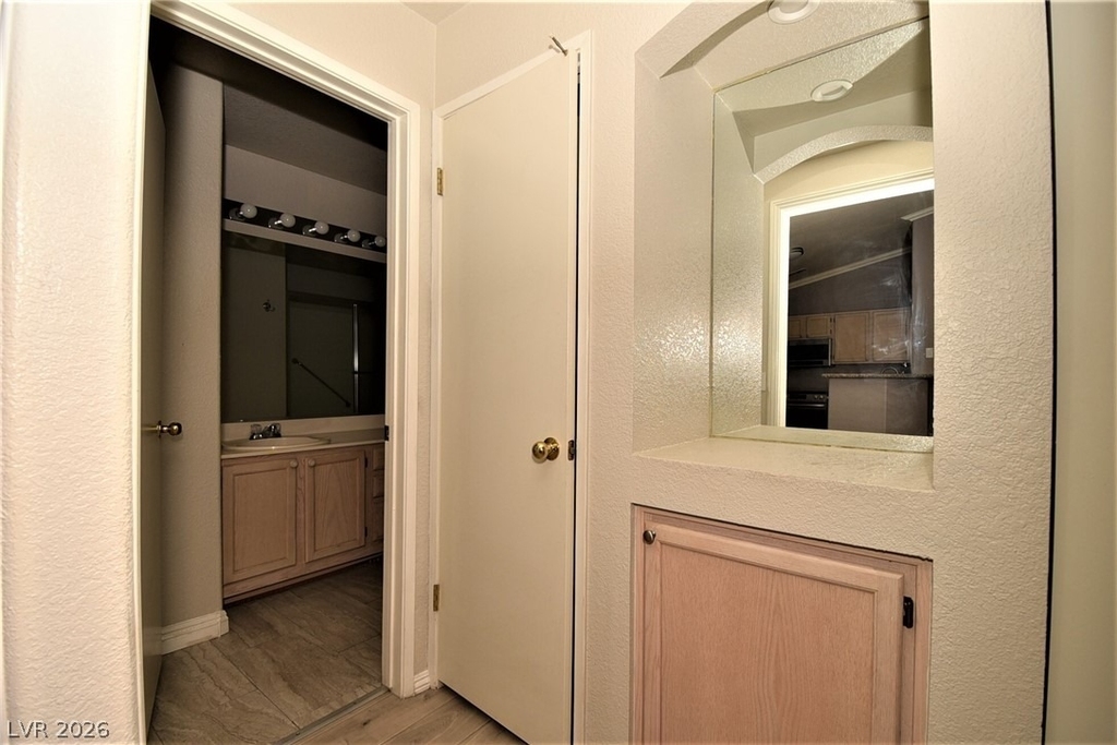 5415 W Harmon Avenue - Photo 6