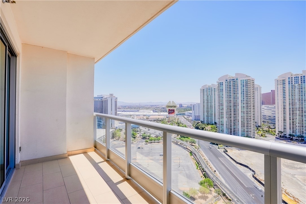 222 Karen Avenue - Photo 9