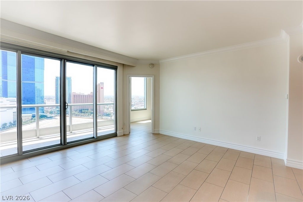 222 Karen Avenue - Photo 2