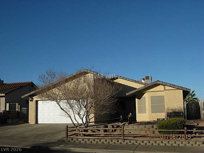 256 Bismark Way - Photo 1