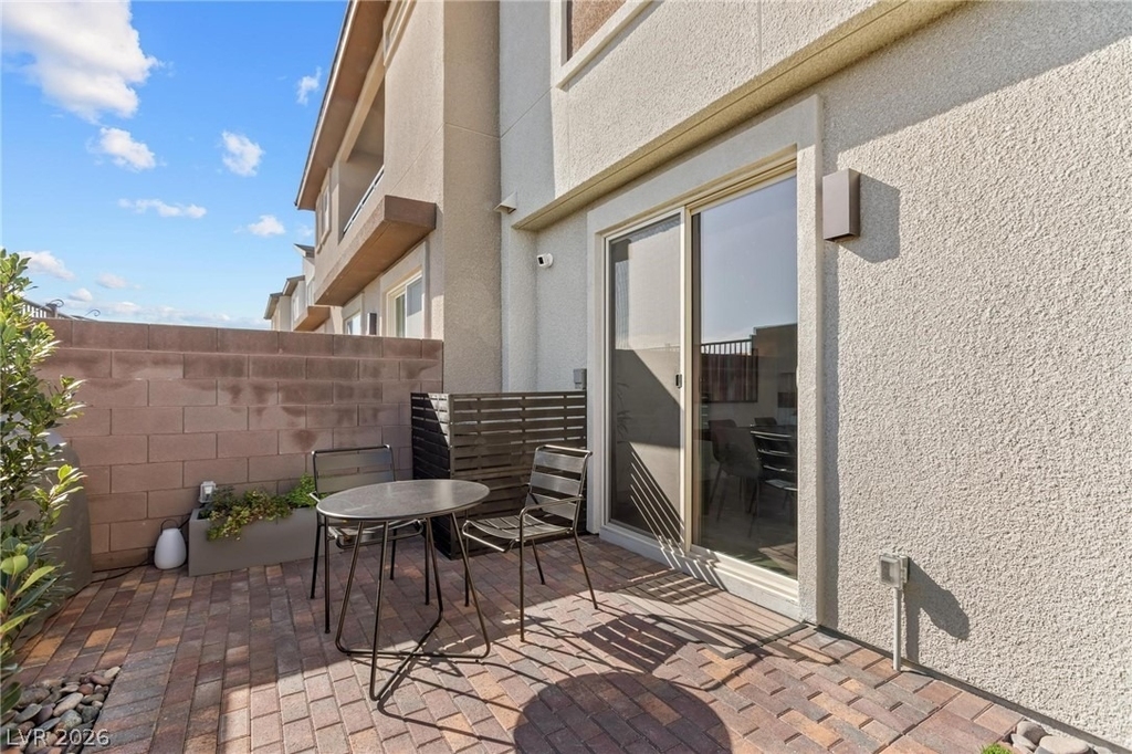 692 Echelon Street - Photo 31
