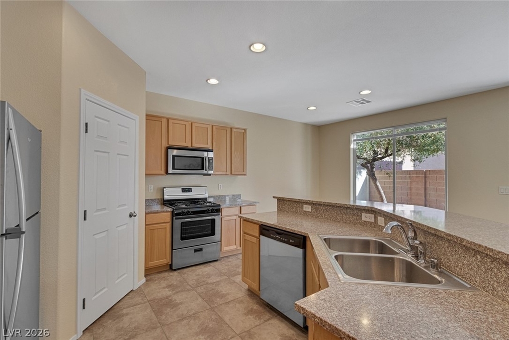 7588 Shiny Bangle Court - Photo 11