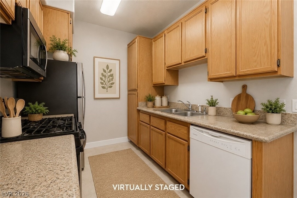 3318 N Decatur Boulevard - Photo 4