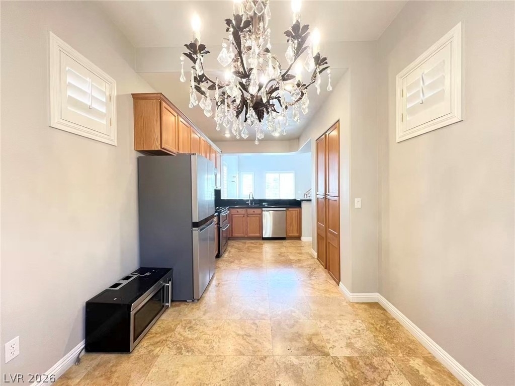 538 Los Hermanos Street - Photo 6