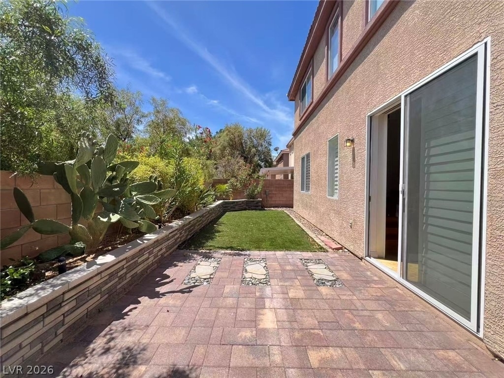 538 Los Hermanos Street - Photo 25
