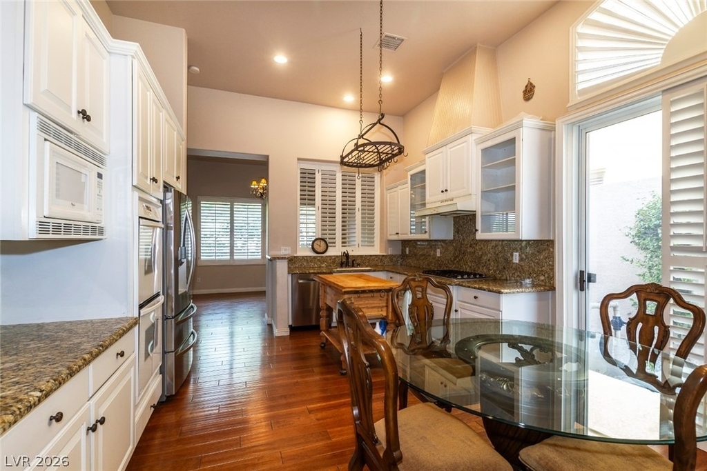 2215 Scarlet Rose Drive - Photo 18