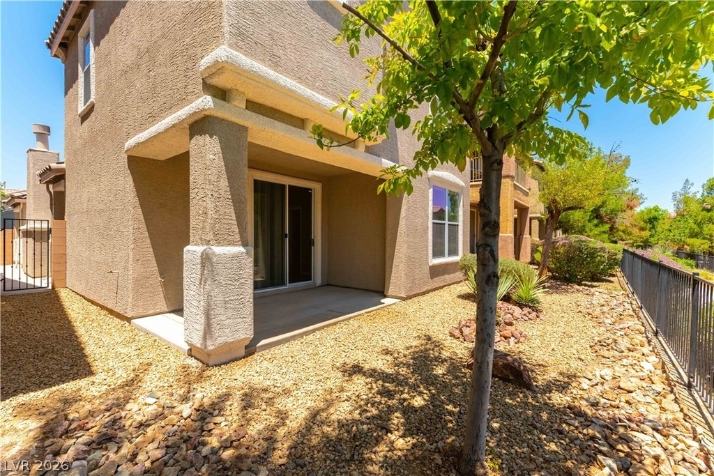 9022 College Green Street - Photo 12