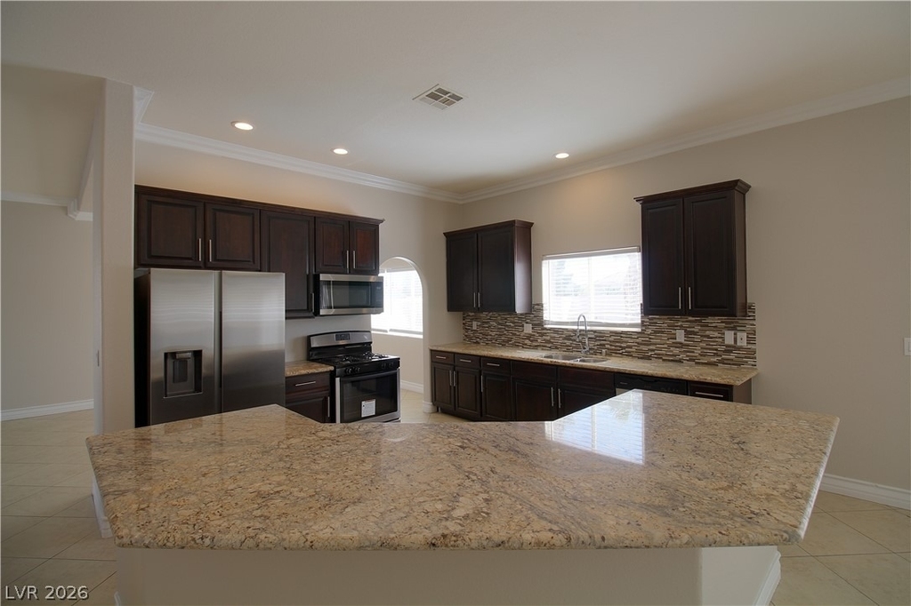 7613 Mooring Avenue - Photo 7
