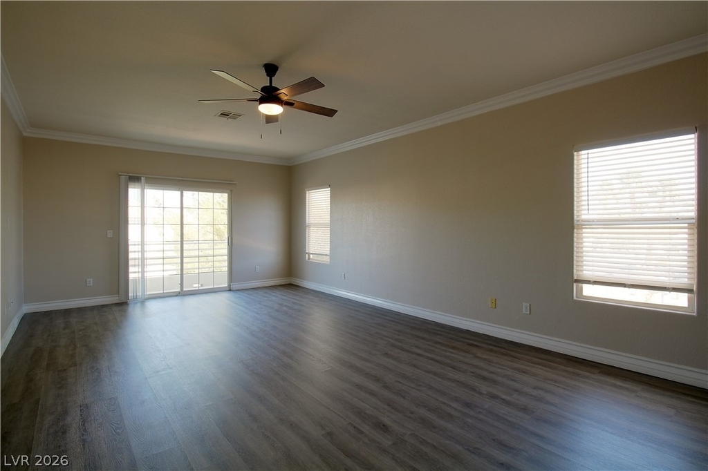 7613 Mooring Avenue - Photo 14