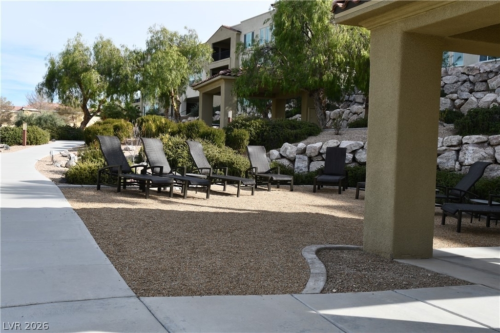 2555 Hampton Road - Photo 5