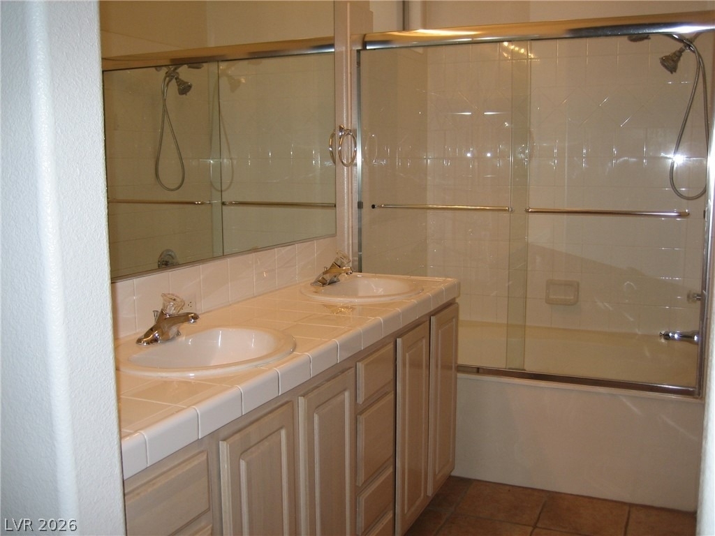 8046 Arcadian Lane - Photo 15