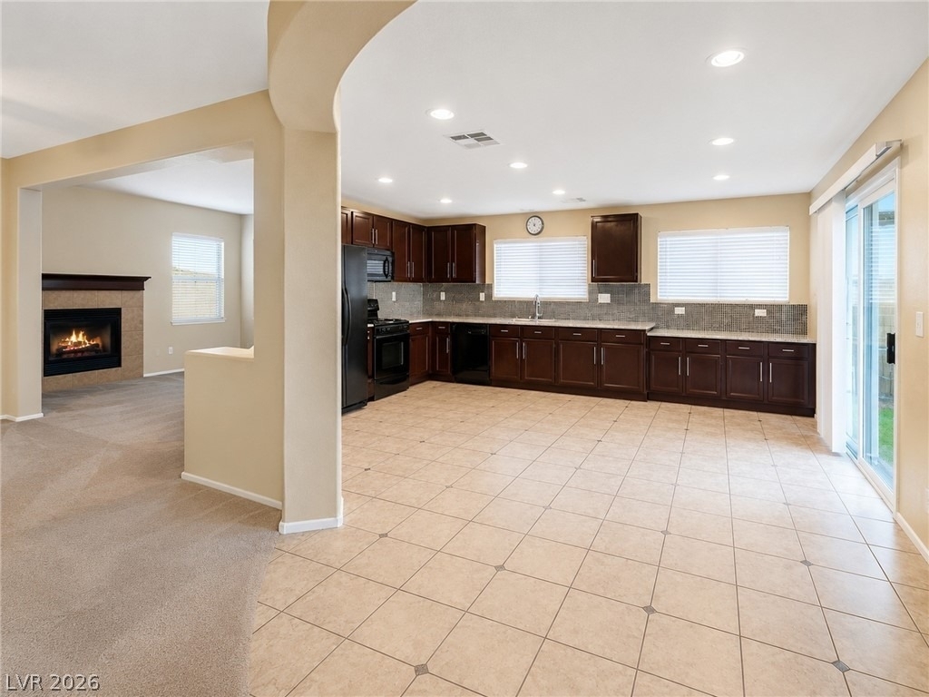 750 Iron Bridge Street - Photo 2